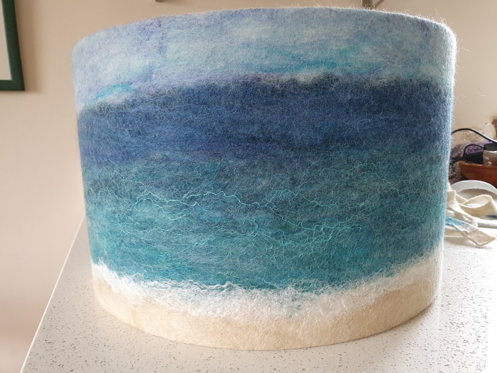 40cm seascape shade