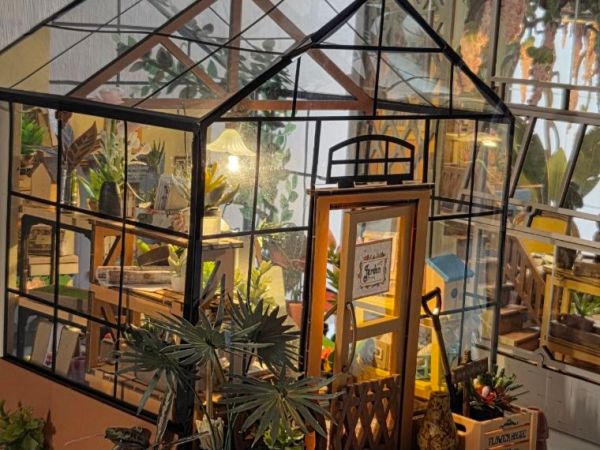 YOP15 Week 32/52 – new book nook finished